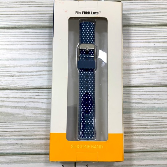 Fitbit silicone band - Picture 2 of 5